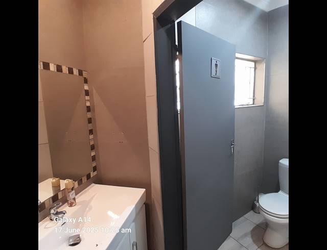 226M² BUSINESS FOR SALE IN BO-DORP